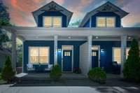 A little slice of perfection in a pocket neighborhood in South Inglewood with great walkability!