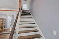 Secondary staircase