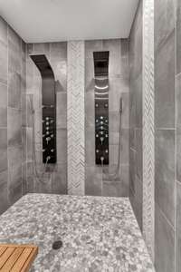 Primary suite walk-in shower