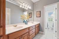 Full bath - second level