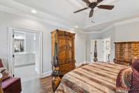 Located on the main level, this primary bedroom features an overhead ceiling fan and gorgeous neutral paint. 4416 Attleboro Dr. Murfreesboro, TN 37128