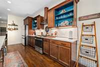 Cabinet doors available for seller to put back on for the buyer upon request