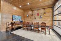 Main lodge full kitchen and dine in area