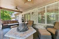 Upstairs covered deck area