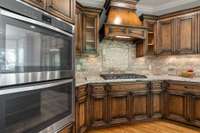 Double ovens in the kitchen