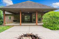 Enjoy the park like back yard with birds and wildlife in abundance.