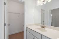 double vanity privacy jack n jill between beds two and three