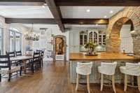 Kitchen/Eating Area