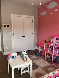 Extra large closest in Bedroom 3