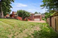 Charming 3-bed, 2-bath home at 109 Doral Ln, Hendersonville TN! Prime location, spacious layout, and fenced yard—perfect for families. Don't miss this Hendersonville gem!