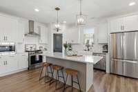 Large Quartz Island - BIG WALK IN PANTRY