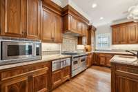 6 burner gas range, warming drawer, & microwave