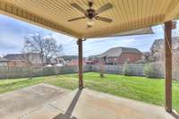 Beautiful back yard w/covered patio