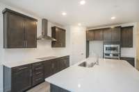GOURMET KITCHEN