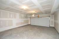 2-CAR GARAGE