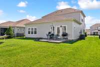 Nice patio and back yard area