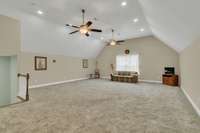Huge bonus room with so many possibilities