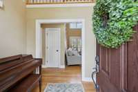 The front entryway filled with natural light and designed to welcome you with warmth and openness. 2640 Chesterfield Ct. Murfreesboro, TN 37129