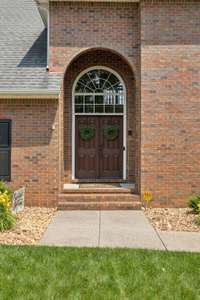 The front walkway is made of classic brick, leading to a charming arched doorway that’s covered for added shade and style. 2640 Chesterfield Ct. Murfreesboro, TN 37129
