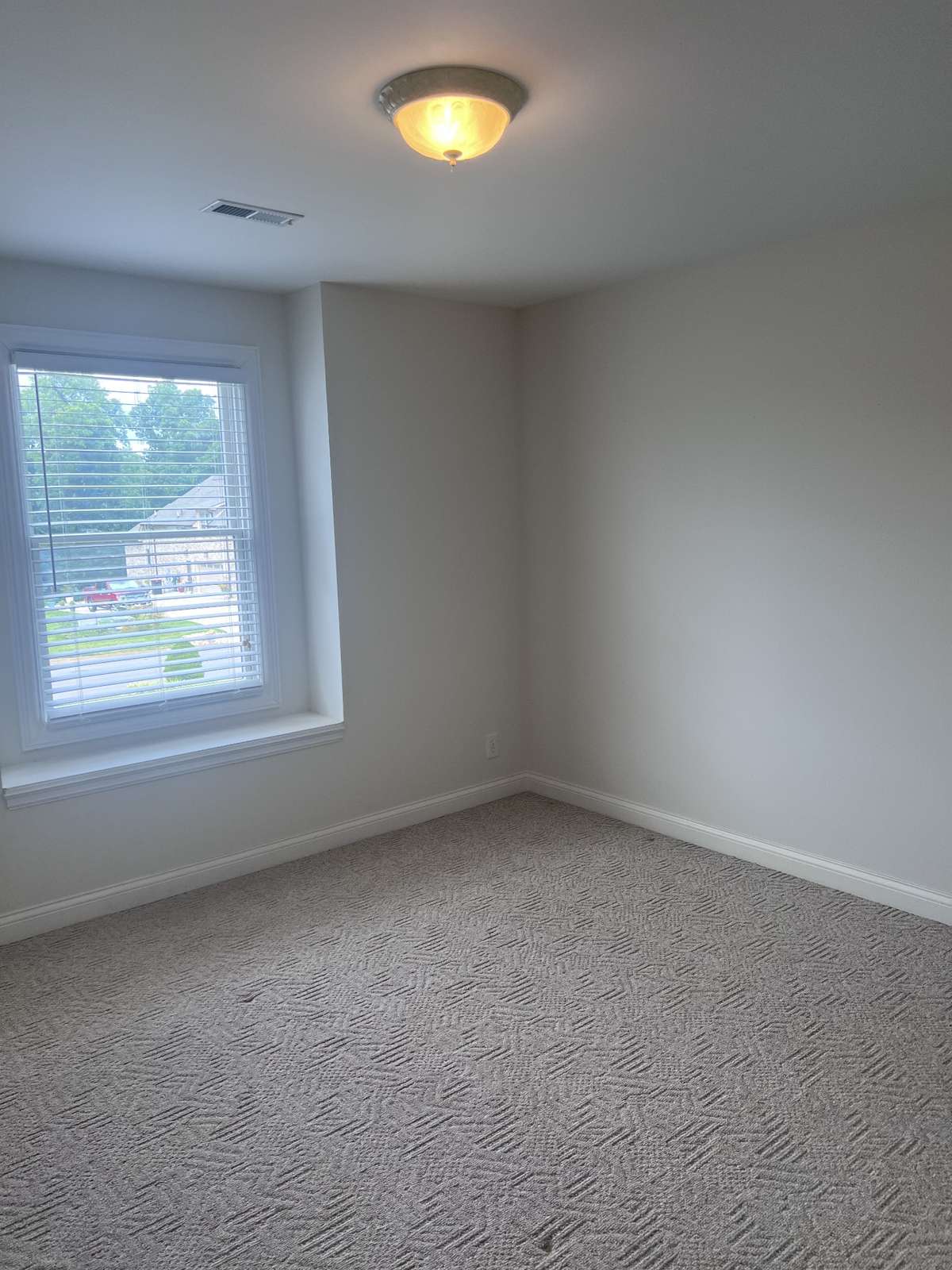 3rd bedroom upstairs