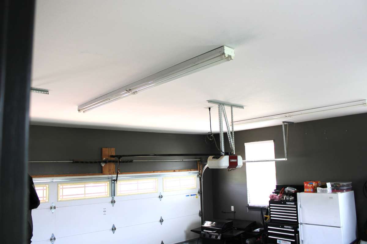 2-Car Garage
