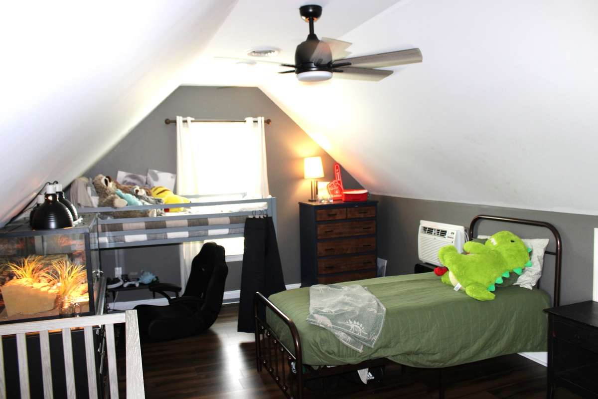 Bonus Room Upper Level