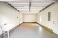 Attached 1 Car Garage (Attached to the Home)