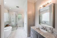 Owners Bathroom Suite