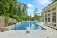 Water fountains, hot tub and diving board!