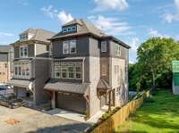 *Model home photos for representation, actual features and finishes may vary.