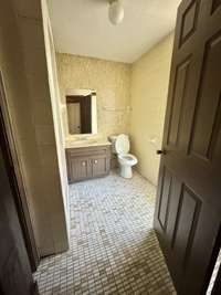 2685 Lick Creek: Downstairs full bath