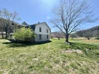 2685 Lick Creek