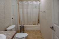 Hall bath connected to bed 2