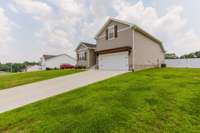 1212 Angus Way