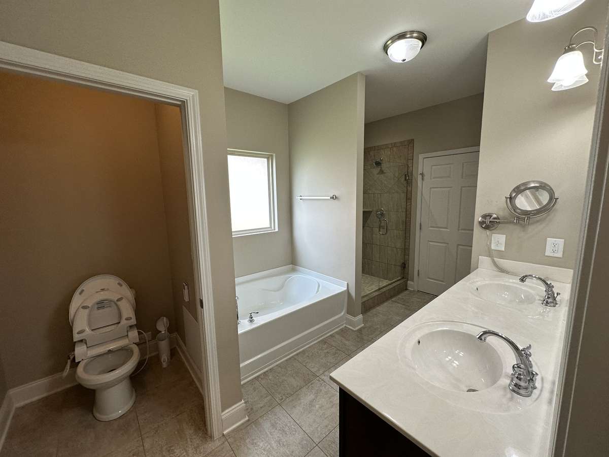 Master ensuite