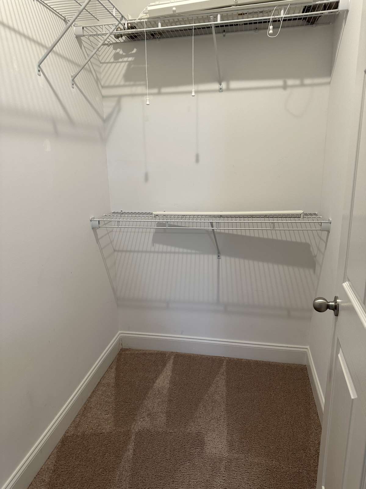 CLOSET 1 MASTER SUITE
