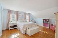 Bedroom 4 w/ ensuite full bath