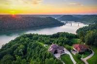 Center Hill Lake, the Tennessee hills, and sunset make for fabulous views from this 4.5 acres. This property joins the US Army Corps of Engineers property that surrounds the lake.