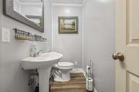 Updated 1/2 bath...