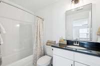Bedroom 2 Ensuite Bath