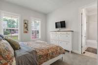 ENSUITE GUEST BEDROOM