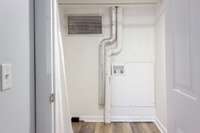 Washer/Dryer Hook ups