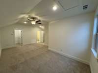 Large bonus room or bed 3 upstairs with full bathroom & walk in closet.