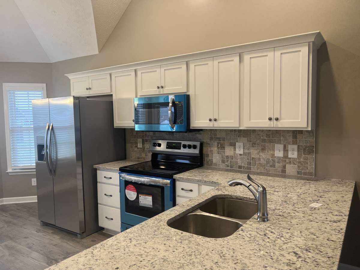 Photo of different home but same floor plan. Finishes will vary.