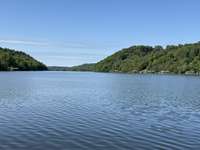 Normandy Lake is a 3,048-acre reservoir located in south-central Tennessee. It's a popular destination for recreational activities like boating and fishing, and it's known for its peaceful surroundings and scenic views.