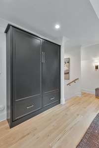 Murphy Bed