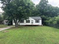 Large end of cul-de sac property