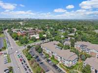 Close to downtown in the heart of Green Hills