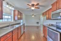 472 Meadows Rd, Portland.  1.16 Acres, 3BR, 2BA, Ranch Style,1-level home.  Fresh paint.  Fully fenced back yard.  Covered back deck.