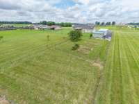 472 Meadows Rd, Portland.  1.16 Acres, 3BR, 2BA, Ranch Style,1-level home.  Fresh paint.  Fully fenced back yard.  Covered back deck.